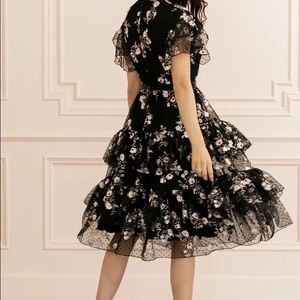 COPY - Embroidered Tiered Mesh Dress
RACHEL PARCELL XL